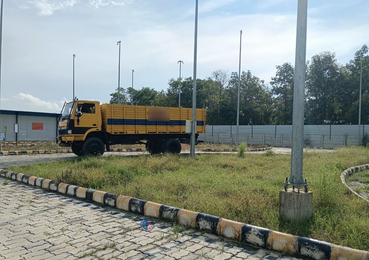 Medium and Heavy Motor Vehicle (HMV) Driver Training
